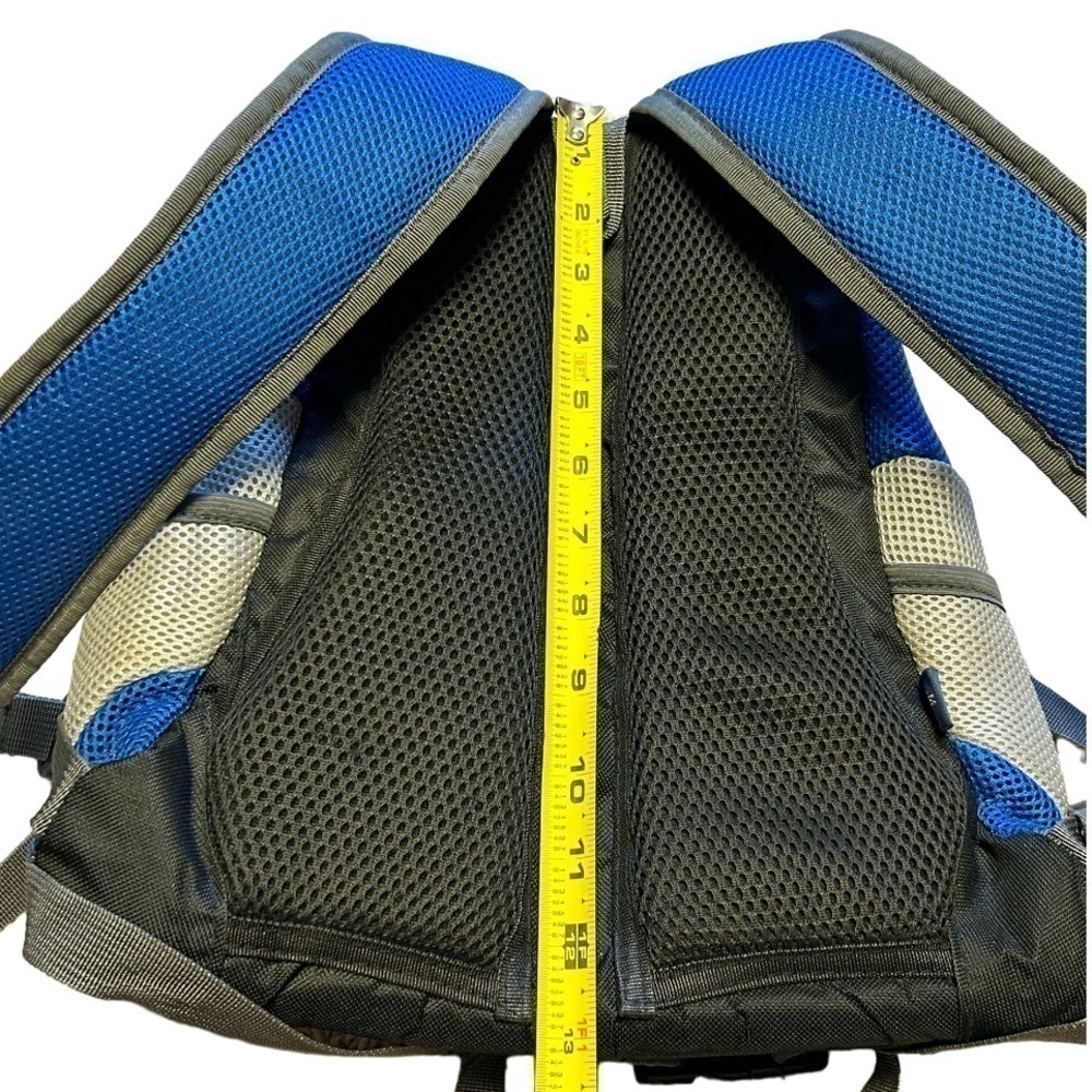 SMALL PET CARRIER BACKPACK BLUE SILVER MESH + WAIST STRAP - Picture 8 of 10